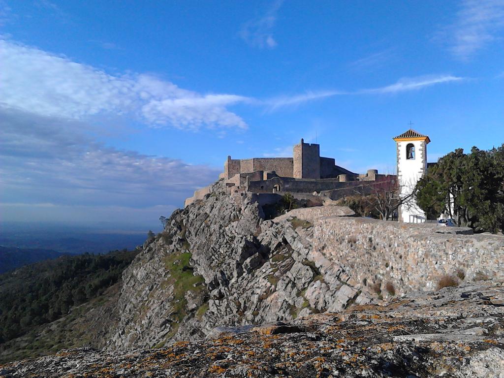 Marvão Casa O Arco Alojamento Local חדר תמונה